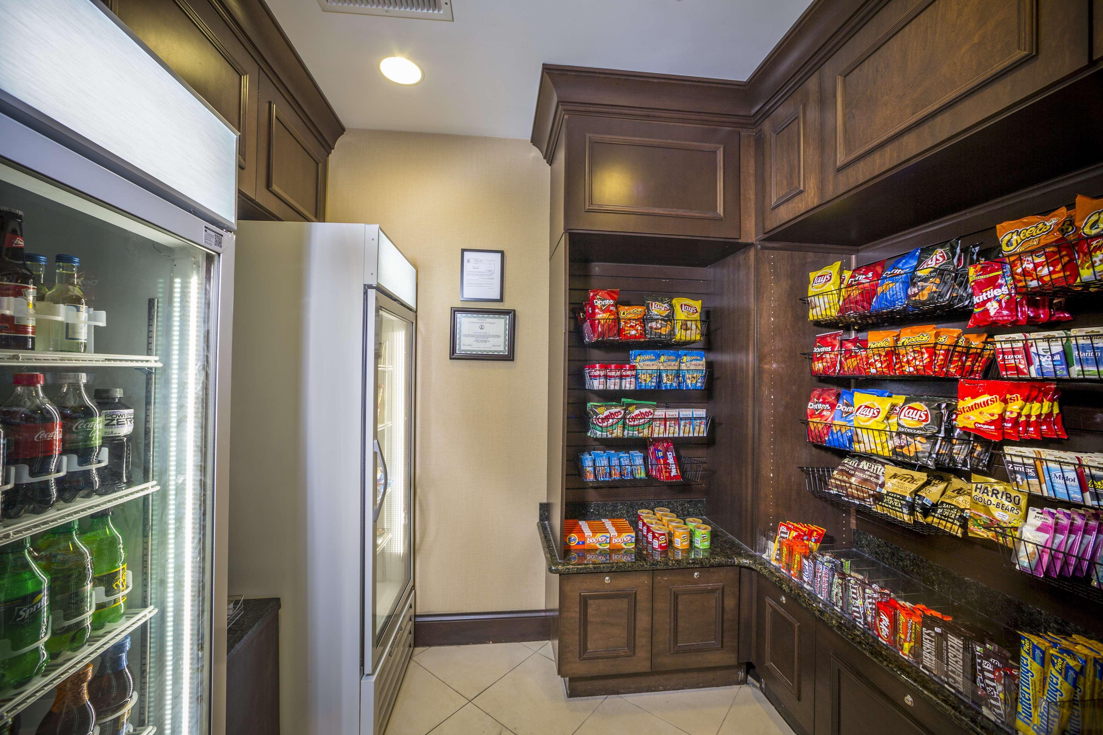 Hilton Garden Inn Hampton Coliseum Central Εξωτερικό φωτογραφία